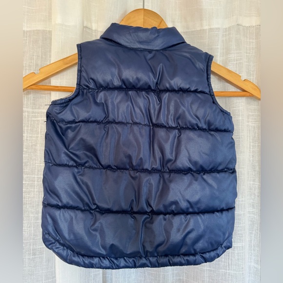 Old Navy Toddler Puffer Vest 12-18 months - Picture 2 of 4